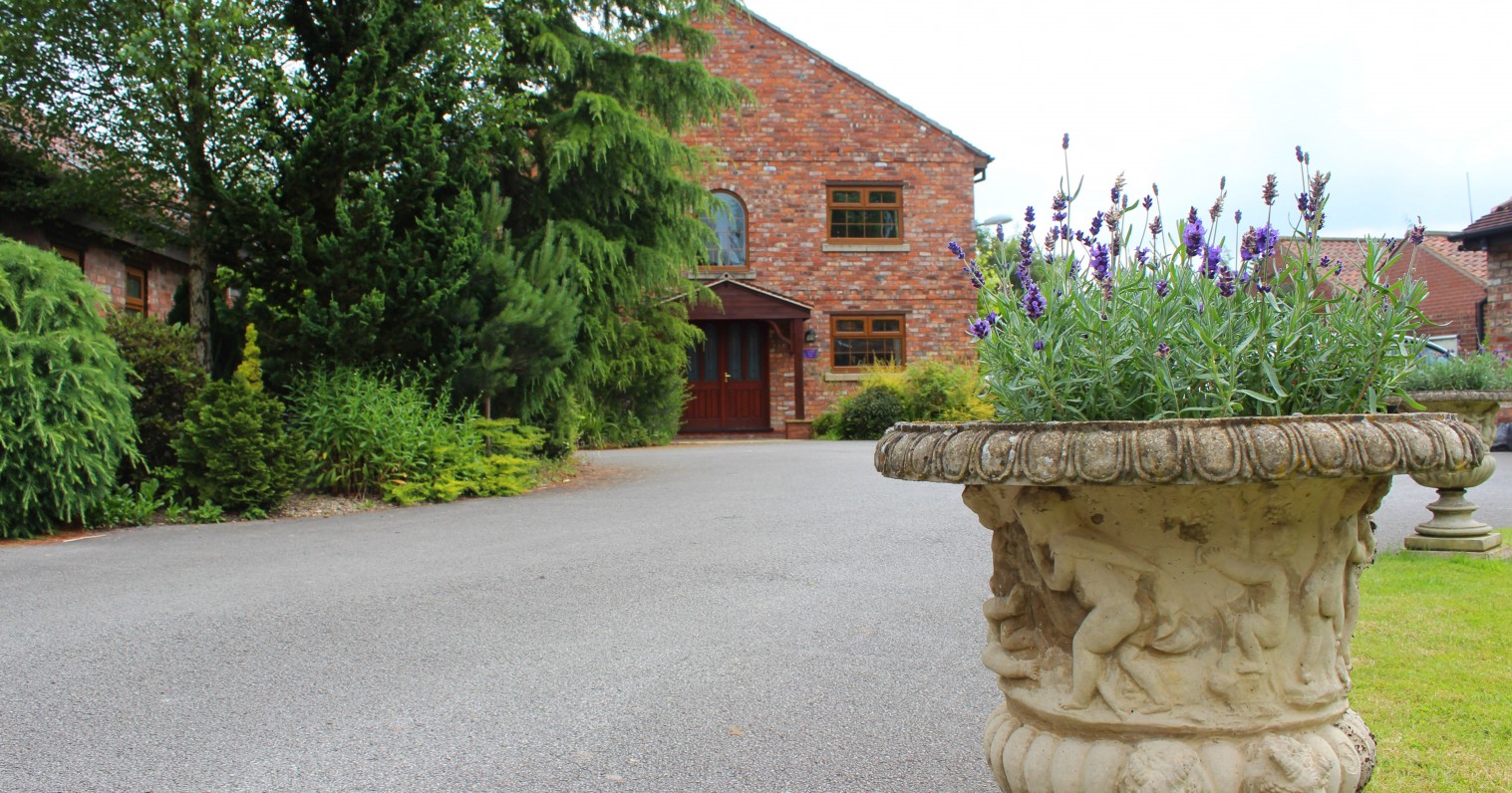 Villa Farm York Luxury Self Catered Holiday Cottages And Wedding